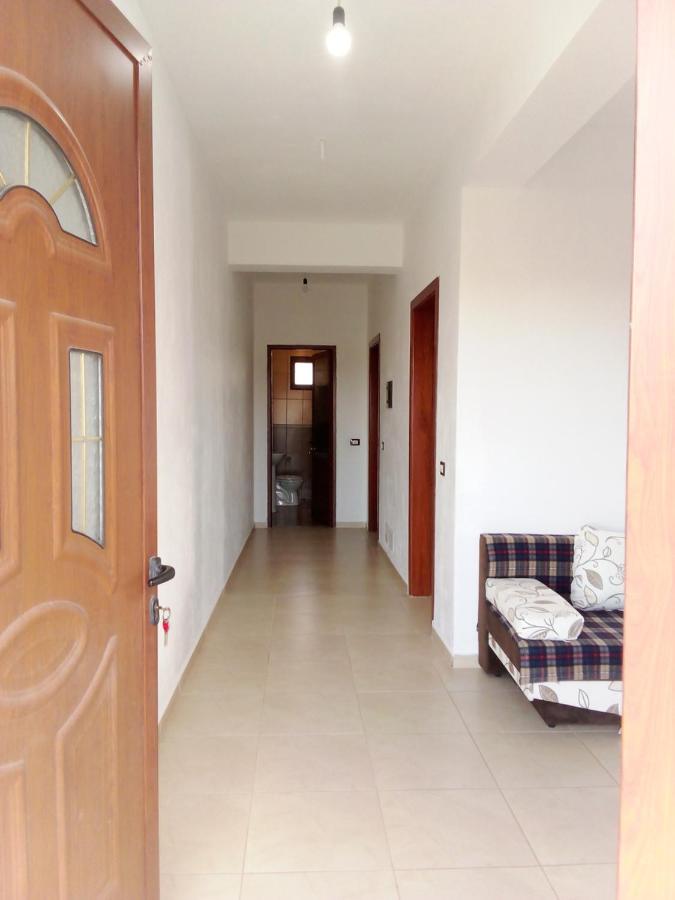 Vila Bali Durres Exterior photo